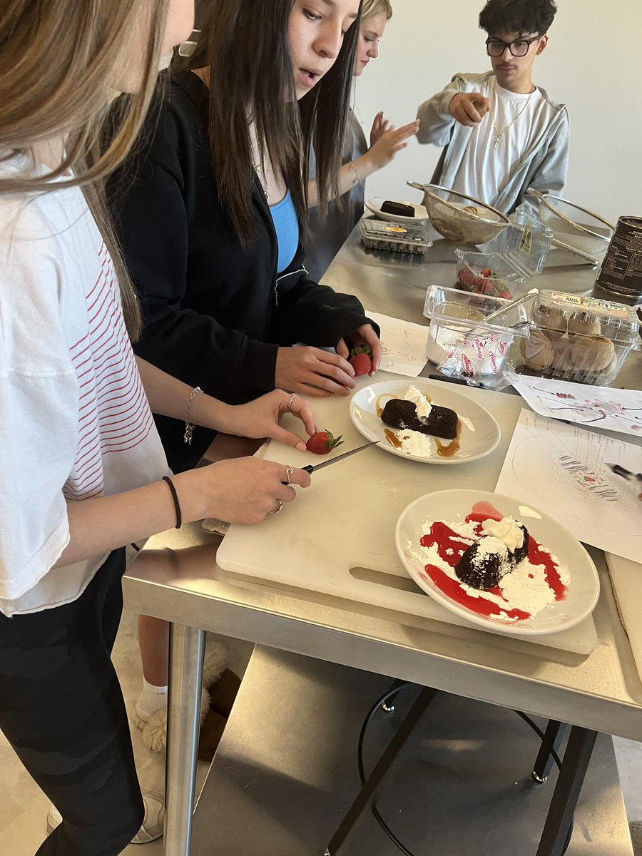 Destine' Grobe tweet media