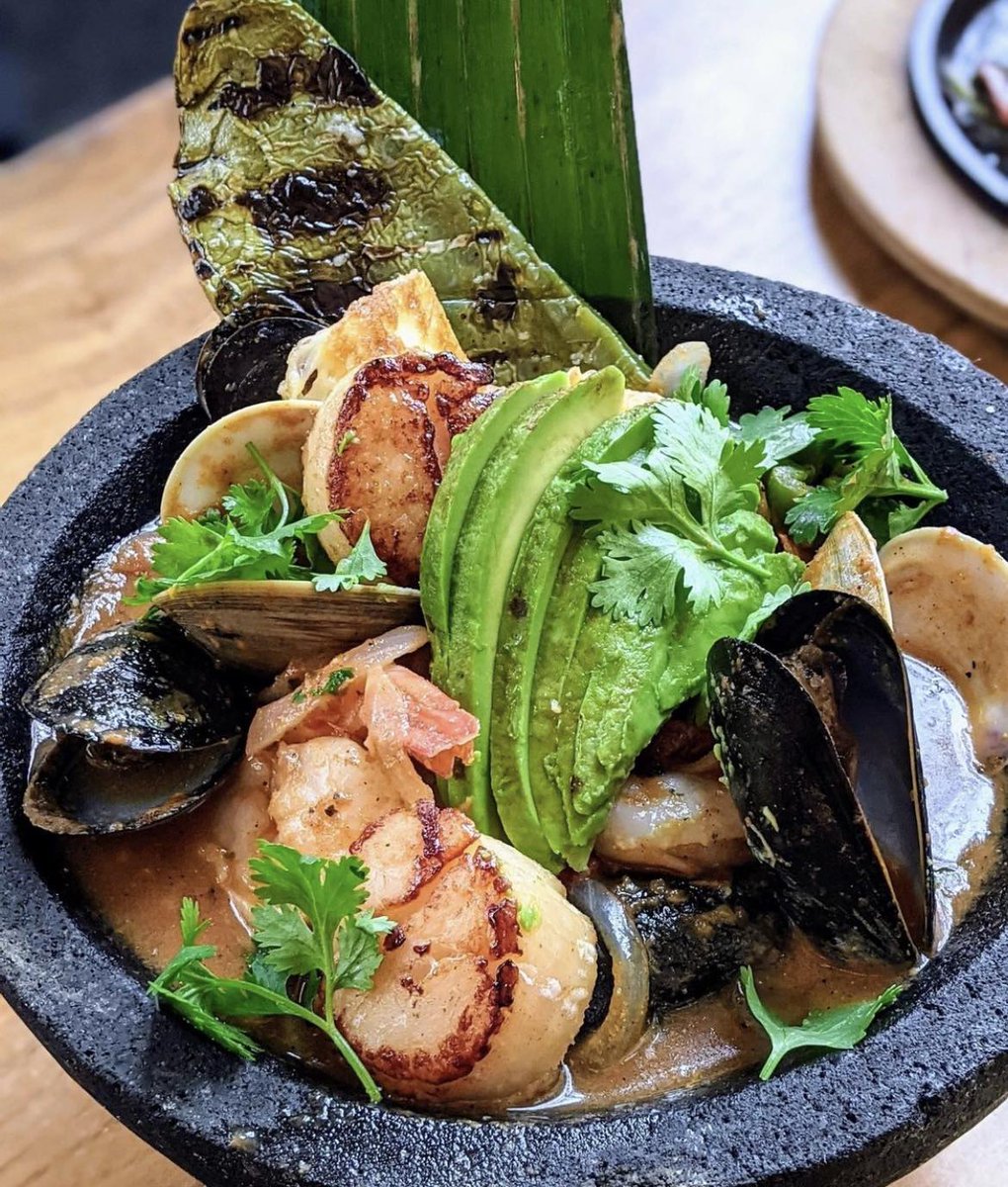 Treat yourself to a little Monday indulgence.  

SEAFOOD MOLCAJETE // pan roasted shrimp, sustainable seasonal fish, scallops, clams, mussels, grilled cactus, avocado, seared panela cheese, spicy tomato broth, hot lava rock

#BorderGrill #mandalaybay  #molcajete