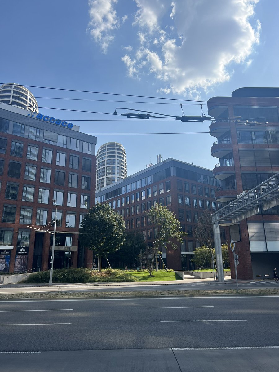 OldWorldExplorer tweet media