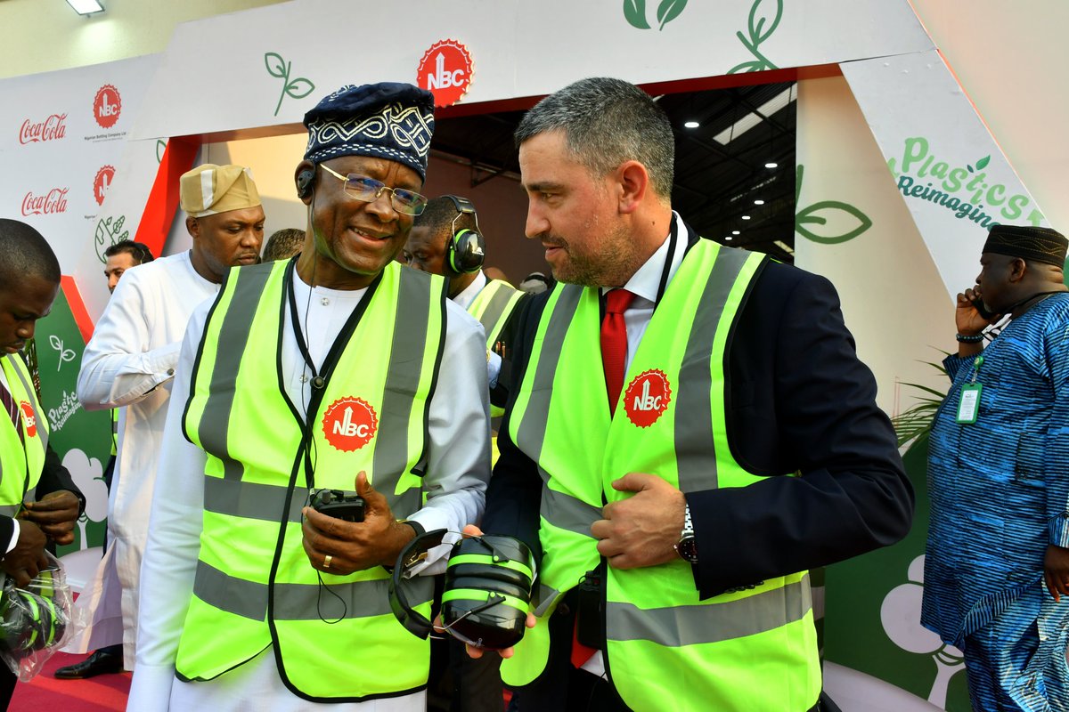 Amaka Onyemelukwe (@nickymakasamaka) on Twitter photo Thank you very much Honourable Minister of Industry <a href="/OwanEnoh/">Senator John Owan Enoh</a> for honoring us with your presence at the <a href="/CocaCola_NG/">Coca-Cola Nigeria</a> packaging Hub opening Thank you very much Honourable Minister of Industry <a href="/OwanEnoh/">Senator John Owan Enoh</a> for honoring us with your presence at the <a href="/CocaCola_NG/">Coca-Cola Nigeria</a> packaging Hub opening