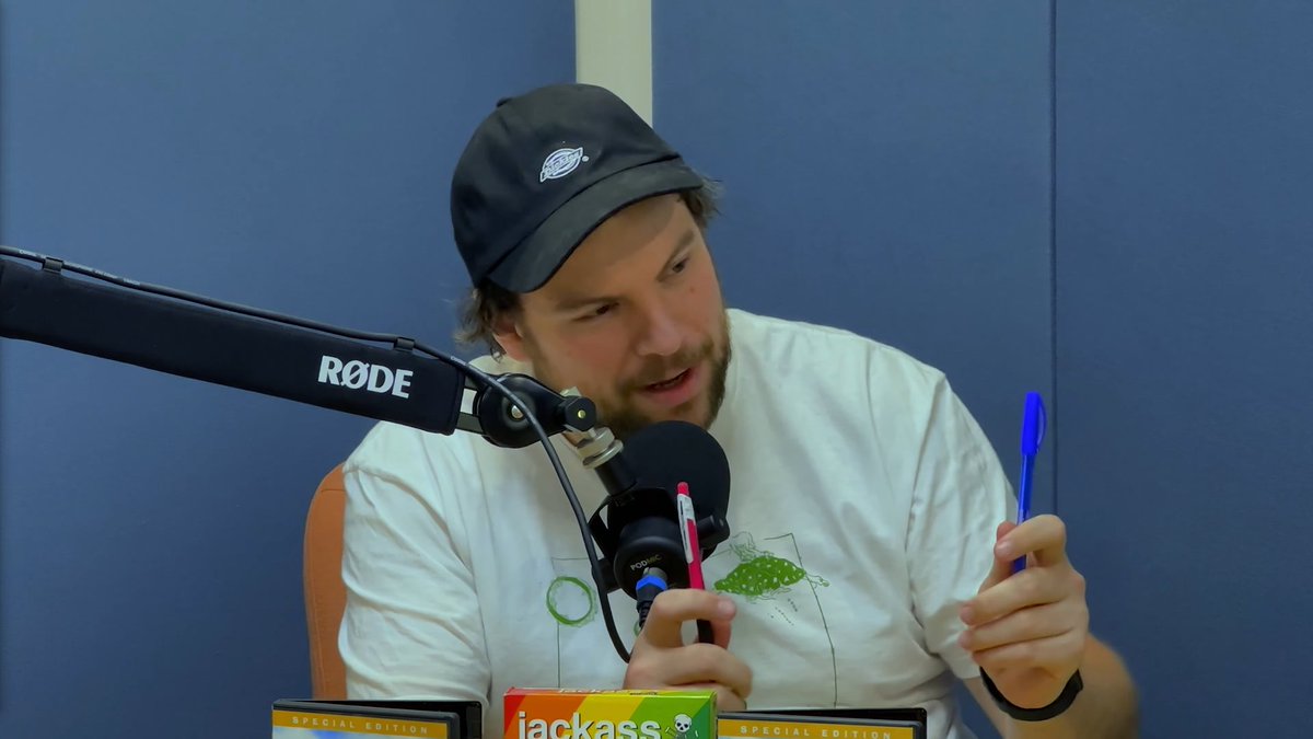 PTDSCaps's tweet image. #twopens