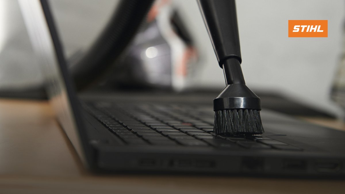 Stihl_ar's tweet photo. ¡Basta de polvo en el auto, suciedad en el sillón y migas en el teclado! 🚗🛋💻

Con la SEA 20 de STIHL, limpiar nunca fue tan fácil y sin cables.
Es compacta, potente y lo podés llevar a donde quieras. Ideal para el auto, la casa y todos esos rincones que siempre olvidás. 🔥 https://t.co/Quk54g7ZFj