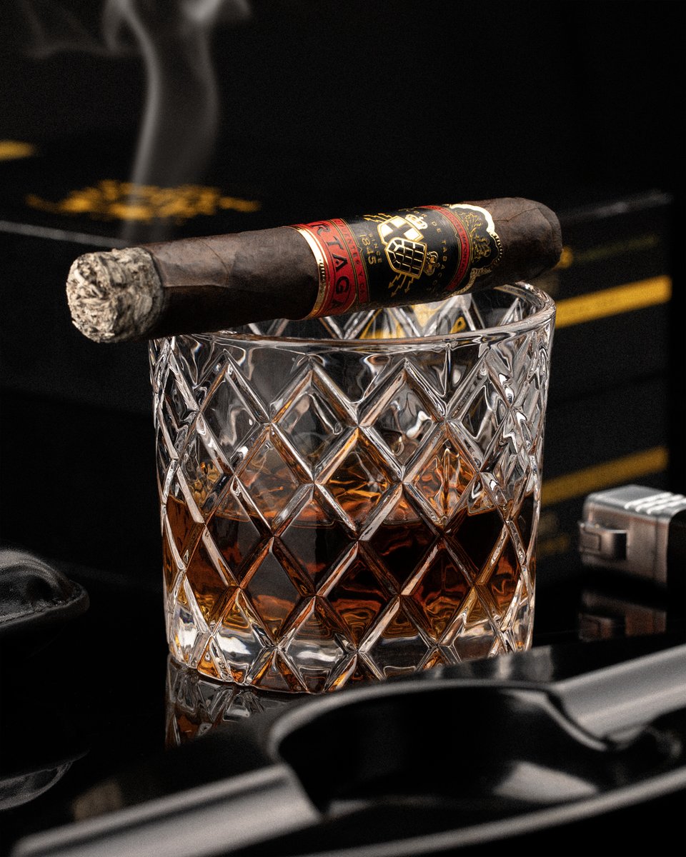 partagas's tweet photo. Rich earthy flavors with a nutty finish can only mean one thing: Black Label. Enjoy one today at the link below. https://t.co/ZPfa57Oybh.
#TrueQualityEndures #PartagasCigars #TobaccoLeaf #PartagasClassic https://t.co/NoW0HvcW34