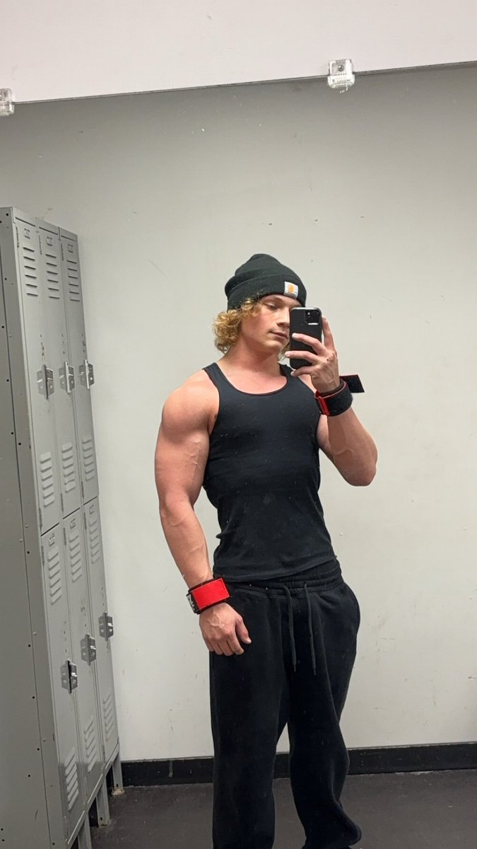send while i lift. you boys missed me