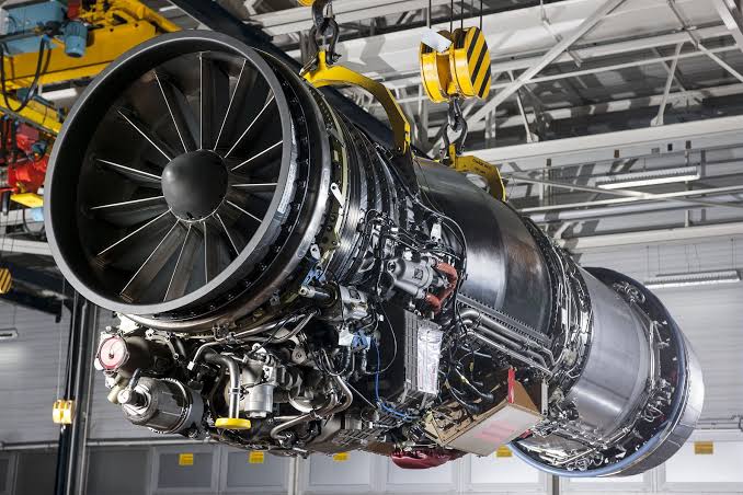 VivekSi85847001's tweet photo. PM Modi will meet US President Trump during his visit to USA from Feb 12-14 🇮🇳🇺🇸

Trump will push India for Various Defense Deals &amp; some of them are very imp for us

99 F-414 Engine (done deal) 
6 P8-I Anti Submarine Warfare Plane
15 more CH-47
C-130J in MTA for 80 Plane https://t.co/ia9v7TQYCp