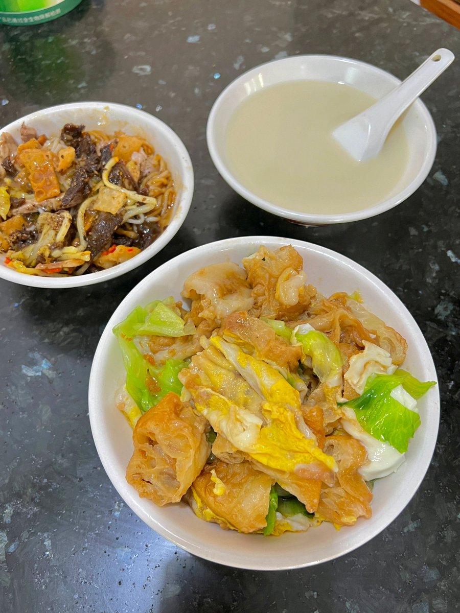 おはよう。 今日の朝食。☀