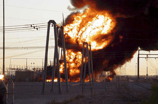 nickomatador's tweet image. incendio transformador de #epec epec

ampliaremos corte general en toda la ciudad