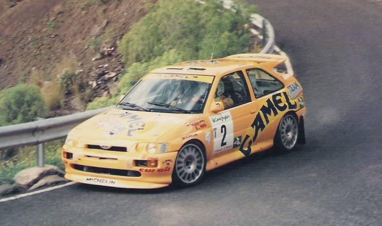 Los de Duke Video subieron un video del Corte Inglés del 96 y me veía en la obligación de mostraros semejante decoración de Bertone.