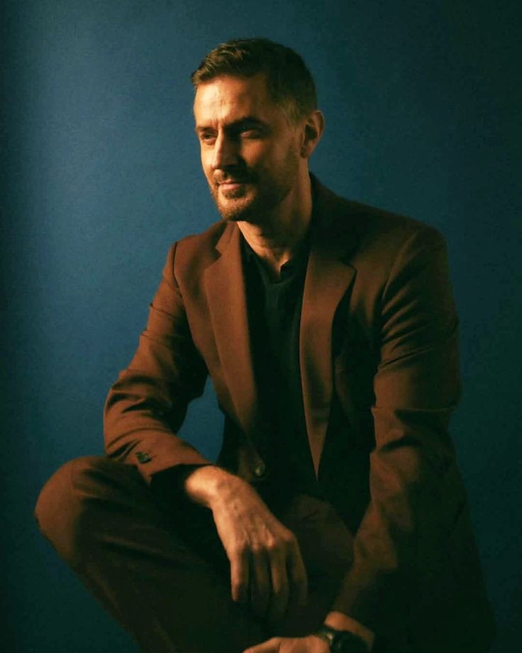 cova_pribyl's tweet photo. Happy February ❤️
#RichardArmitage https://t.co/kLI7c1t4gy