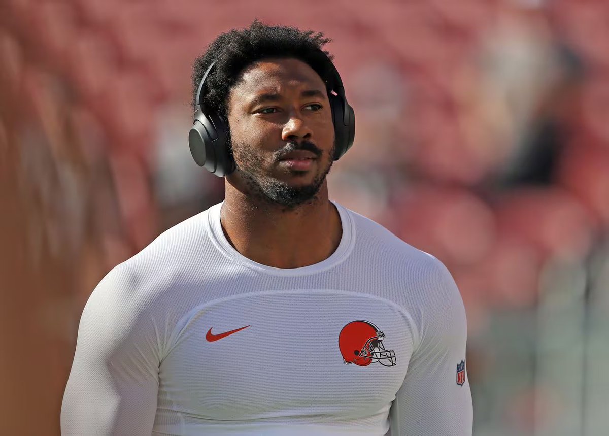🚨 NFL RUMORS 

The #Raiders among other teams are expected to show interest in #Browns Myles Garrett.  #RaiderNation 

If Las Vegas can make the move that would pair Maxx Crosby and Myles Garrett.