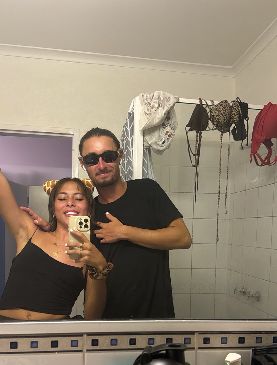 katacombes_'s tweet photo. I thought I was beautiful that night ❤️🔥#backpaker #australie #bxxnce https://t.co/4V63bZyHhp