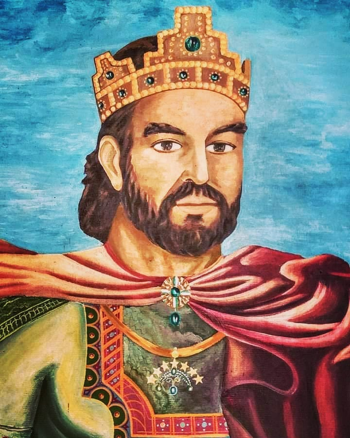 PersiansTajiks's tweet photo. "As long as I am alive, I am the wall of Bukhara" 

Ismail Samani

TAJIKS  PRE-ANCIENT, ANCIENT AND  MEDIEVAL HISTORY  Volumes 1 &amp; 2
Bobojan Ghafurov https://t.co/DvWXxRynzn