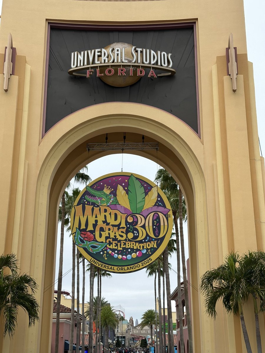 MagtasticP's tweet photo. Mardi Gras is BACK! BEADS, BEADS and more BEADS! ... https://t.co/iAcByjWKVE via @YouTube
@UniversalORL https://t.co/0THkVFkvD1