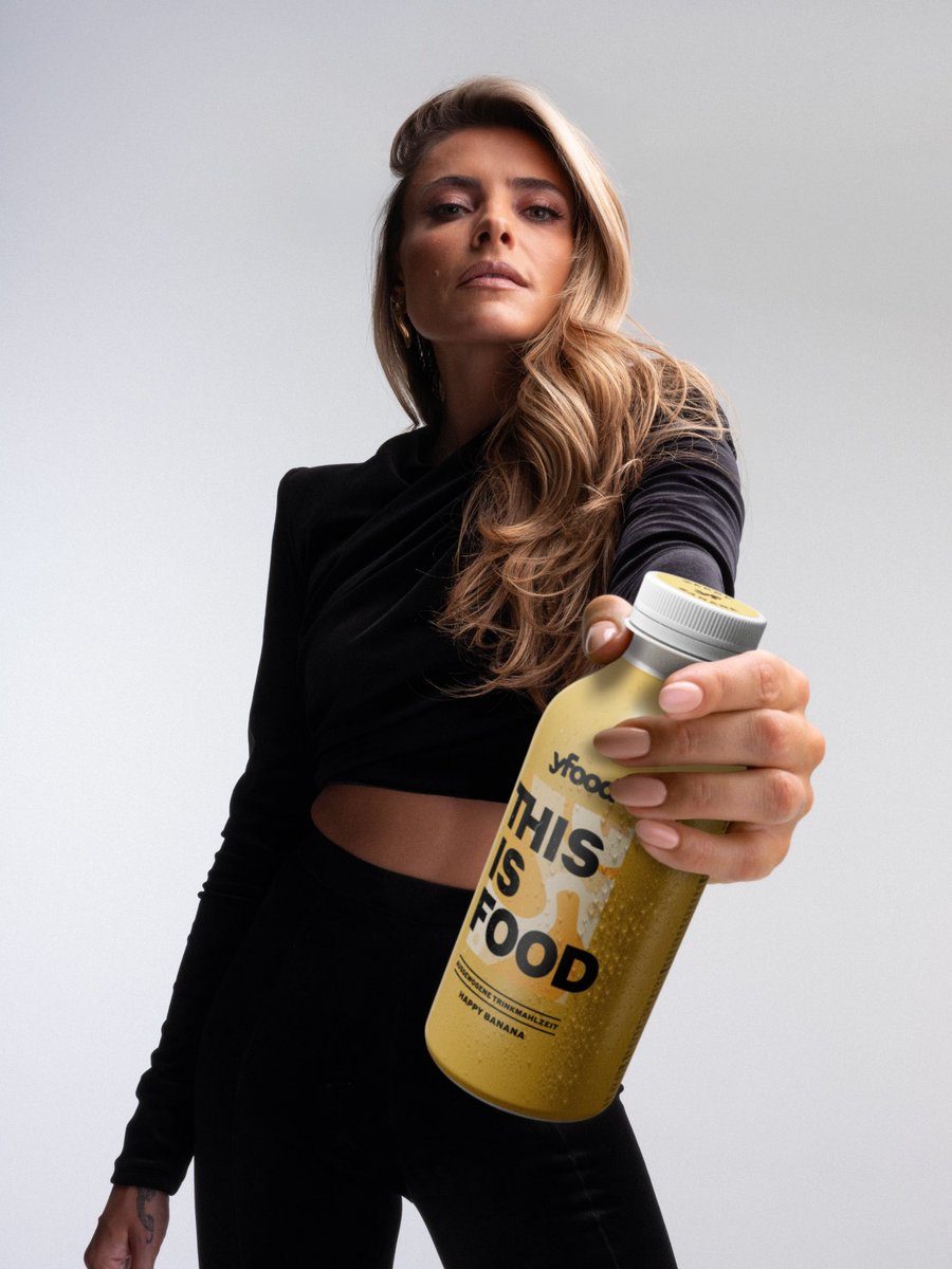 AlainManager's tweet image. Proud to announce our cooperation with @yfood ! @ThomallaSophia ist das neue Testimonial für das Münchener Unternehmen. Es gibt sie : junge, erfolgreiche StartUp‘s aus Deutschland 🇩🇪! Ab jetzt überall im Handel.
