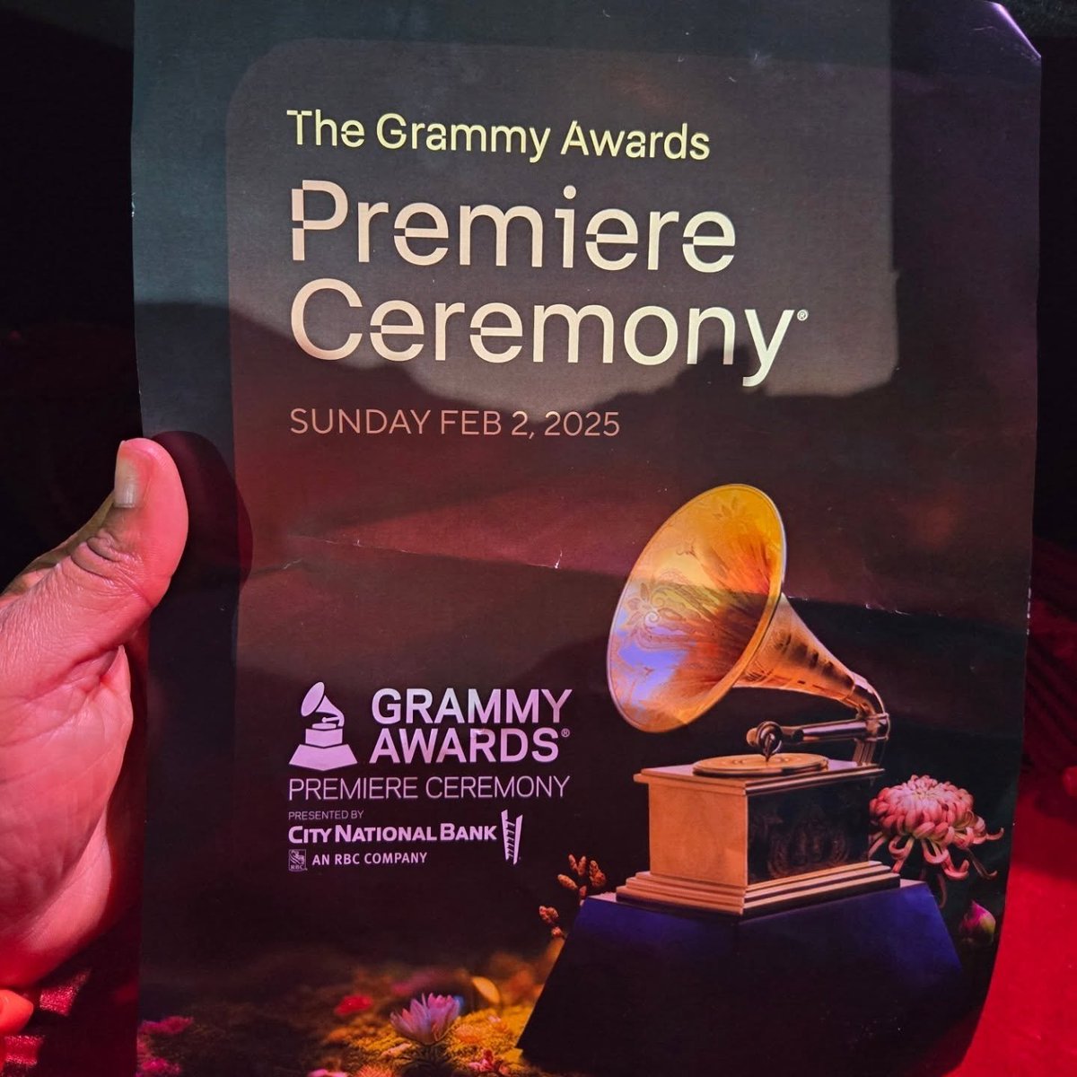 yemialadee's tweet photo. It's my first time at the Grammys as a Nominee ...#GodDid 🙏

Thank you for believing since day 1 @taiyealiyu_ 👑 Congrats to you, too, and the entire @EffyzzieMusic team. You saw the vision and never lost sight of it.

Congratulations to the winner, @temsbaby 🔥 https://t.co/SluERxmipw
