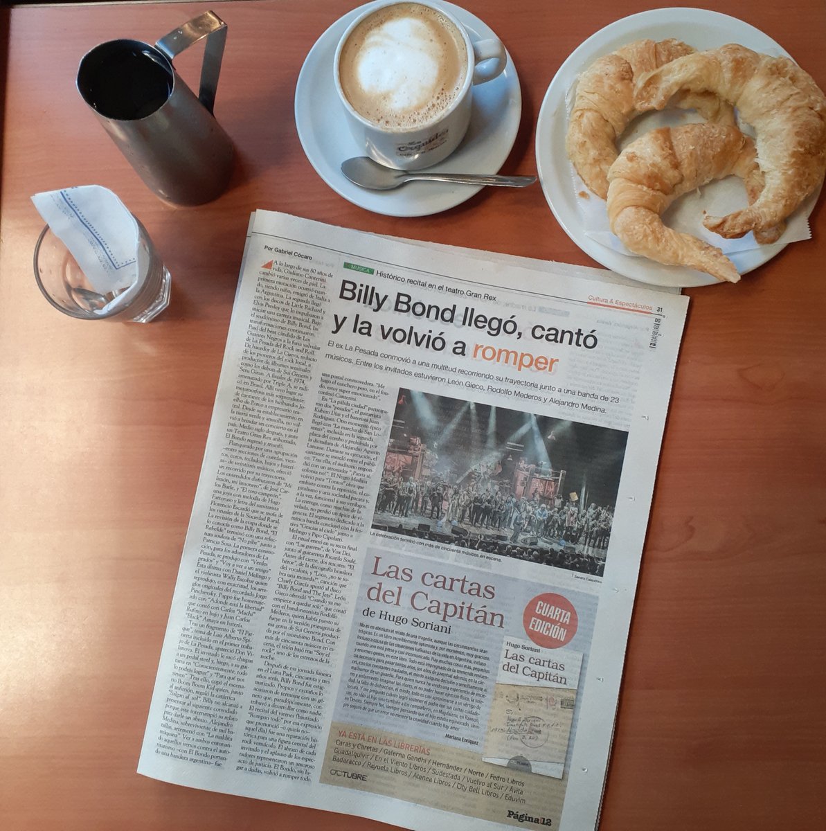 Ayer, en <a href="/pagina12/">Página|12</a>, apareció mi crónica sobre el histórico concierto de <a href="/BILLYBONDO/">BILLY BOND Real</a> en el Teatro Gran Rex. Una merecida reparación histórica

Aquí, el link de la nota:

pagina12.com.ar/801017-billy-b… 

Además, les comparto una imagen del trabajo impreso. En papel, se sabe, es otra cosa