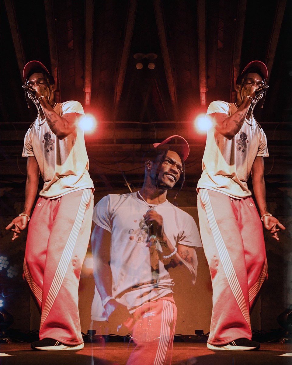 justintown27's tweet photo. Romance &amp; Pandemonium tour
Much love @Tomthemailman_ https://t.co/twqsUA3X34