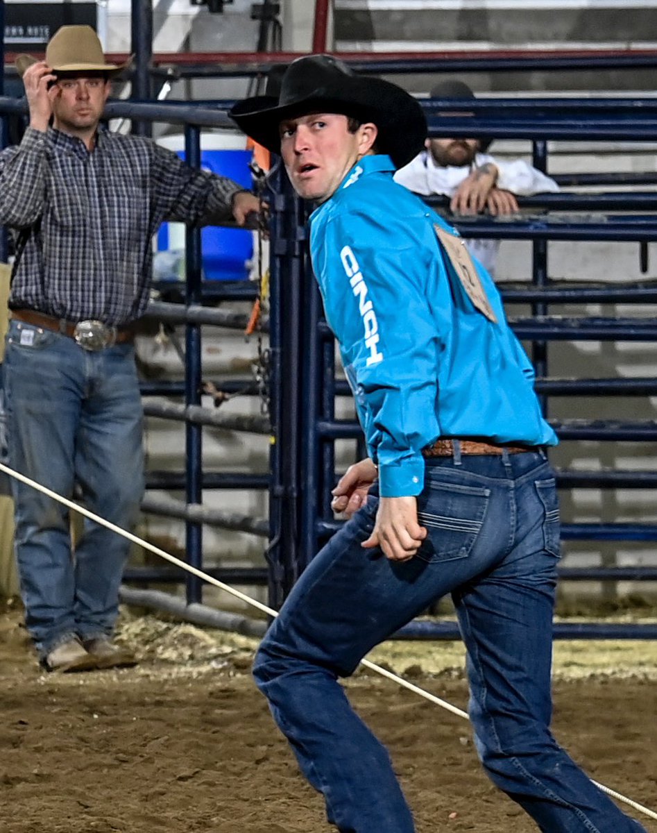 CalfRoping.com tweet media