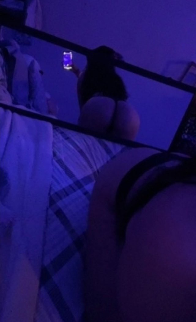 queencangie2's tweet photo. First NSFW post on this new account, just a preview. Follow and RT for a special video ;) https://t.co/U1F7yNAeNQ