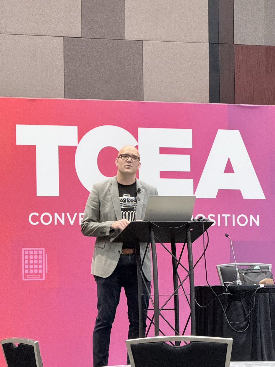 Krista Cantrell tweet media