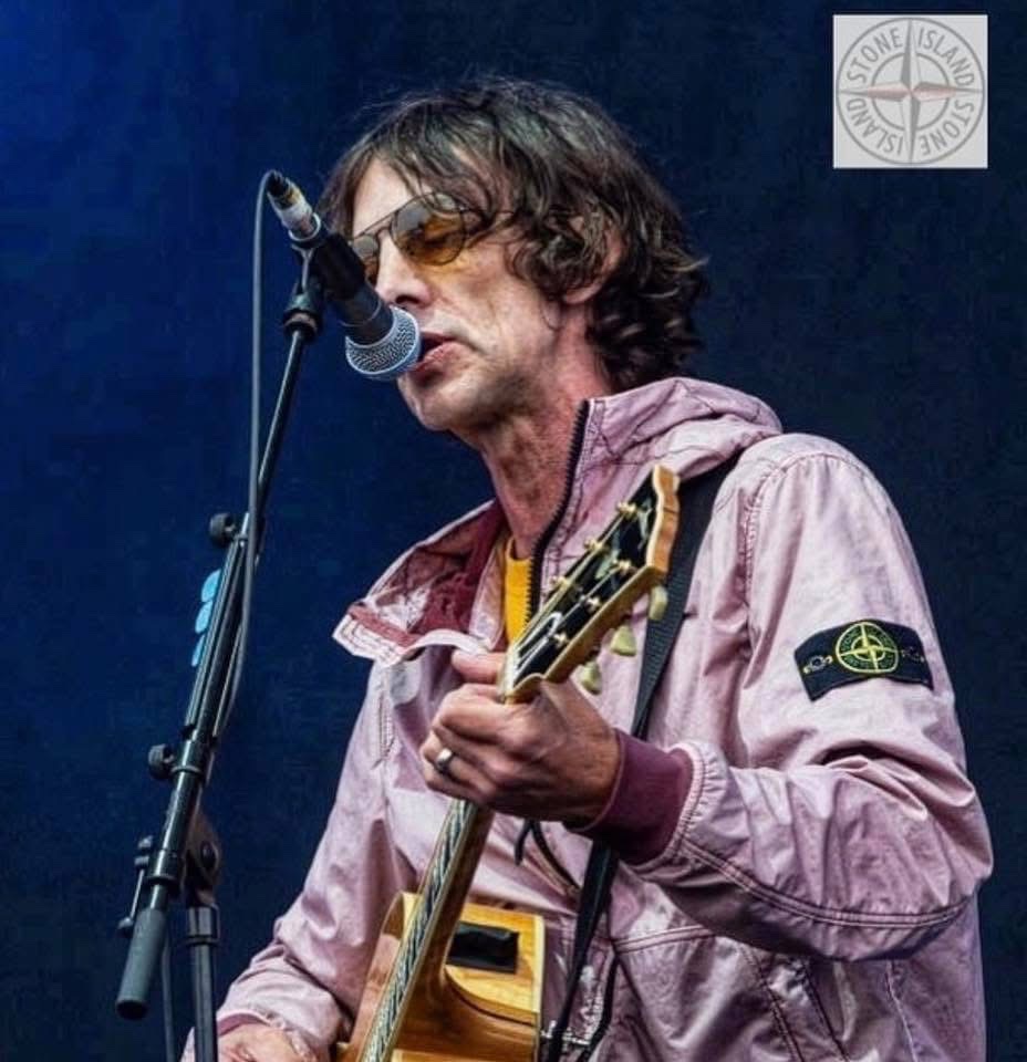 casualsdirect's tweet photo. Richard Ashcroft 

Isle of Wight Festival 2019 https://t.co/iUCmnkXOT2