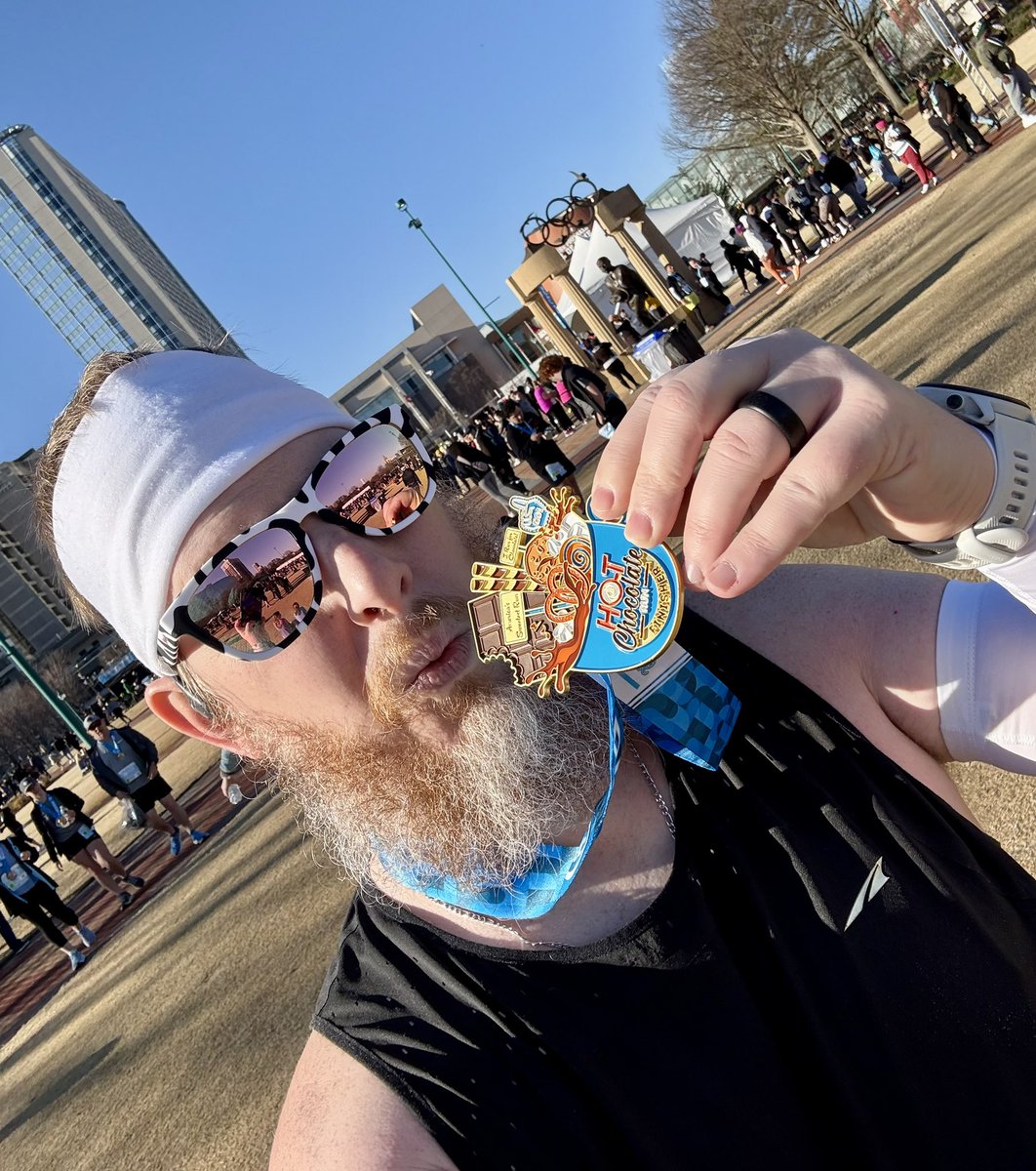 wortholomew's tweet photo. #MedalMonday: Hot Chocolate Sippin’ Edition.

The weekend was a blur &amp; so much fun! @HotChocolate15k put on a great race, &amp; @PROCompression let me represent!.

#teamnuun #HSHive #PROCompressionAmbassador #LeagueOfGarmin #shokzstar #RunChat #WeRunSocial #RaceBling

1) https://t.co/Se13auYnWT