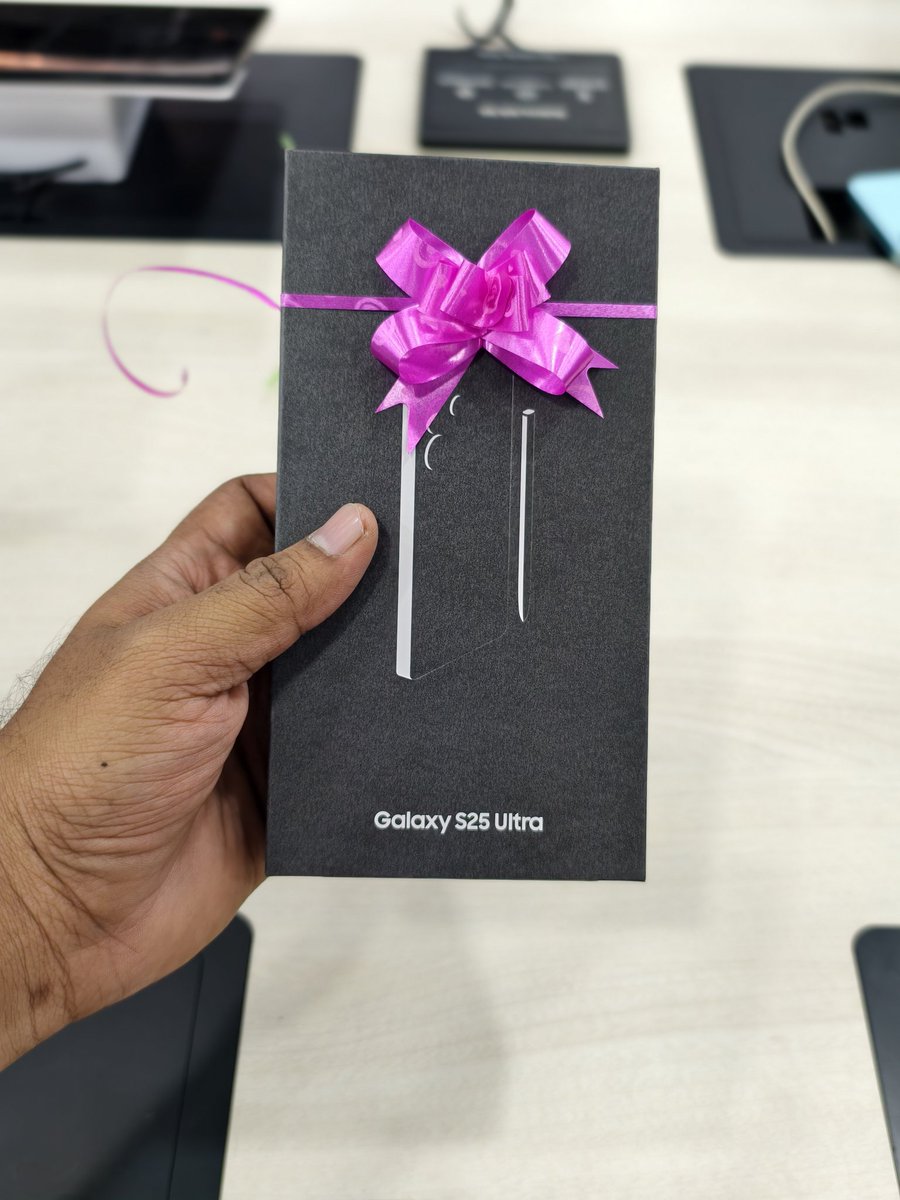 S M A Sithick tweet media