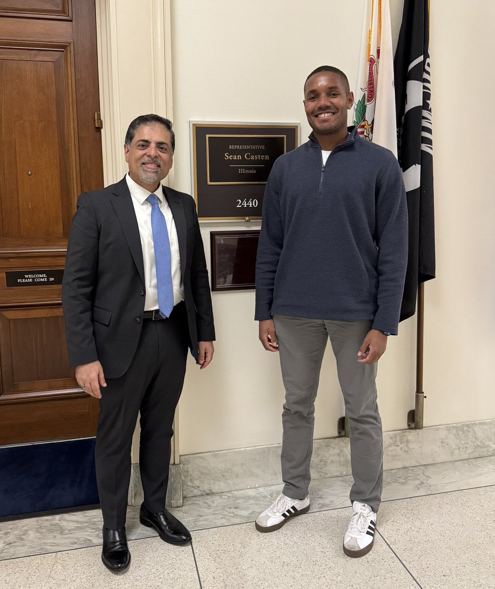 Appreciate the time of Aaron Groce from the office of <a href="/RepCasten/">Rep. Sean Casten</a> for meeting with <a href="/iftyahmadMD/">Ifty Ahmad</a> to discuss concerns of Ahmadiyya Muslim Community USA <a href="/TrueIslamUSA/">True Islam</a> including persecution of Ahmadi Muslims abroad.