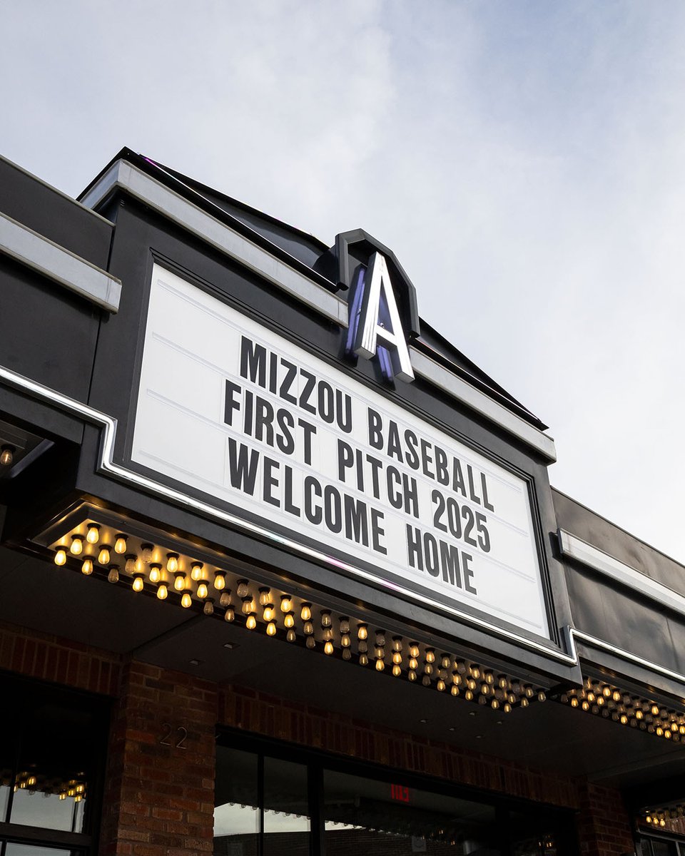 MizzouBaseball's tweet image. A big thank you to all who came out for 𝗙𝗶𝗿𝘀𝘁 𝗣𝗶𝘁𝗰𝗵 𝗖𝗲𝗹𝗲𝗯𝗿𝗮𝘁𝗶𝗼𝗻 Saturday.
Great way to kick off the season!
#𝙈𝙞𝙯𝙯𝙤𝙪𝙉𝙊𝙒 | 🐯⚾️