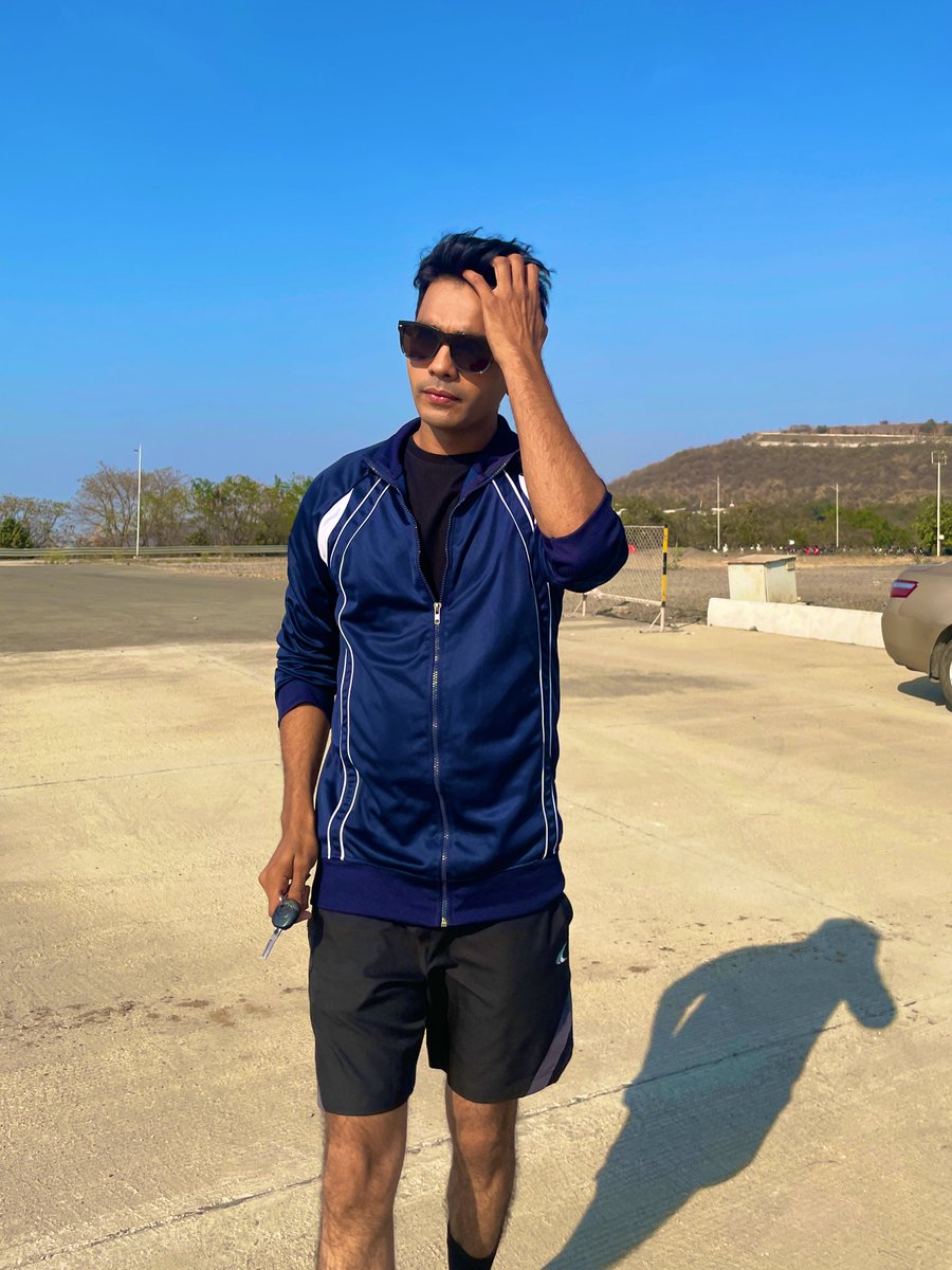 NielSatpuda's tweet photo. Getting ready for basketball match #fauji2 https://t.co/Bi8sh3pQR9