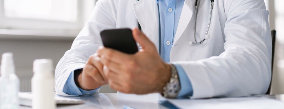 🩺📱 ¿Eres médico y quieres más pacientes? La publicidad boca a boca ya no es suficiente.

Si no estás en internet, tu competencia se lleva tus pacientes. Aprende a destacar con #MarketingDigitalMédico aquí 👇

📲 sandiafilms.com/marketing-digi…

#SaludDigital #MarketingParaMédicos