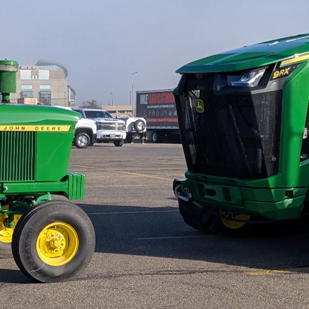 vanwall's tweet photo. Sneak peek of this year's #IowaAgExpo featured display at the John Deere booth. Who's planning to stop by & see it this week? πββοΈ We'll see you there!
#VanWallEquipment #ClearFirstChoice #JohnDeere https://t.co/6dnS4o3zkk
