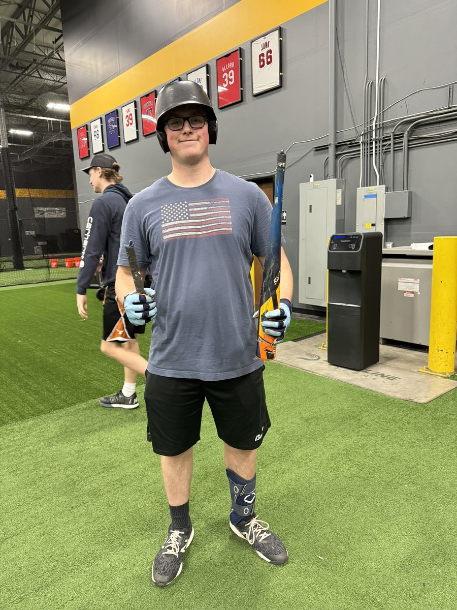 World, this is Rian Eaton. Rian hits baseballs very hard and is still only 16 years old. 

He’s gone through 4 bats in a week. Can anyone help our guy out?