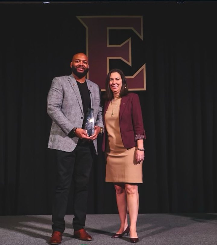 Hold_2017's tweet photo. When you celebrate your highest moments, make sure you understand who makes it all possible. To God be the glory. I’m extremely honored and humbled to be inducted into the 54th Sports Hall of Fame Class for Elon University @ElonFootball @ElonPhoenix https://t.co/CJ2JmGF5Ah
