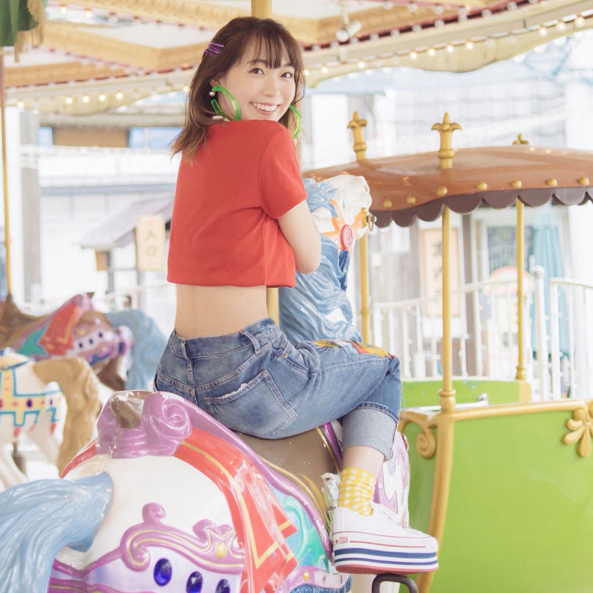 Saito Shuka (斉藤 朱夏) x Converse All Star Chunky Line - White