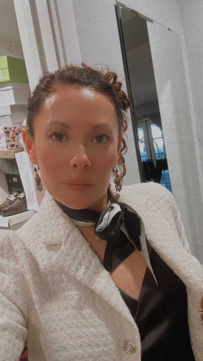 Becca R. Rodriguez tweet media