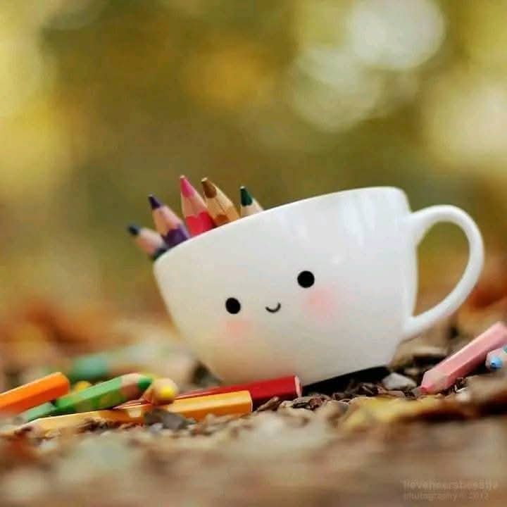 الڪلام أناقة فأختر ڪلماتڪ بعناية
      فالناس توجعهم الڪلمة القاسية
       وتسعدهم الڪلمة… الطيبة
ومراعاة مشاعر الآخرين… فن لا يتقنه
   ____إلا أصحاب القلوب الطيبة..!🍒