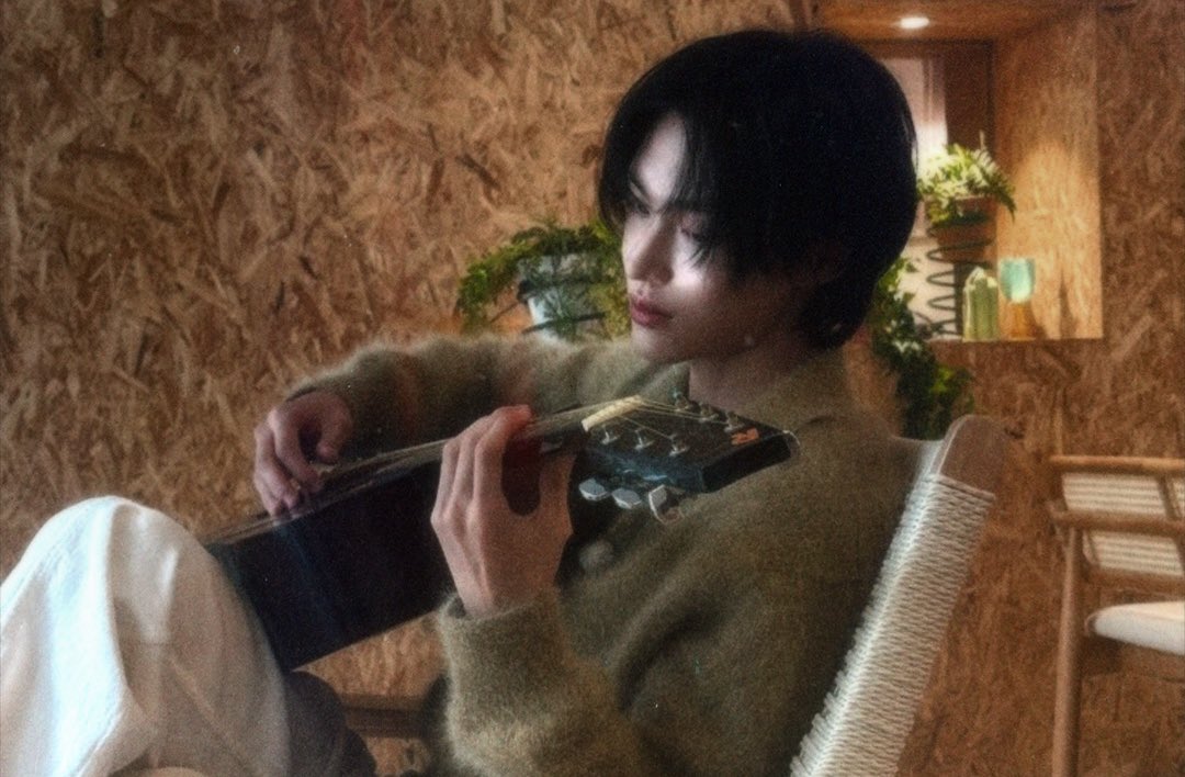 wonbinlvrs's tweet image. bf shots