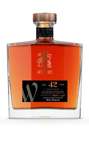 cosmicfirepeace's tweet photo. I'm not a drinker ... BUT Why would any #Canadian buy American whiskey when we have a Way Better Product 42 yr Aged #JPWiser Whiskey from #HiramWalkers #MadeinCanada https://t.co/Ou5GfpnrqJ