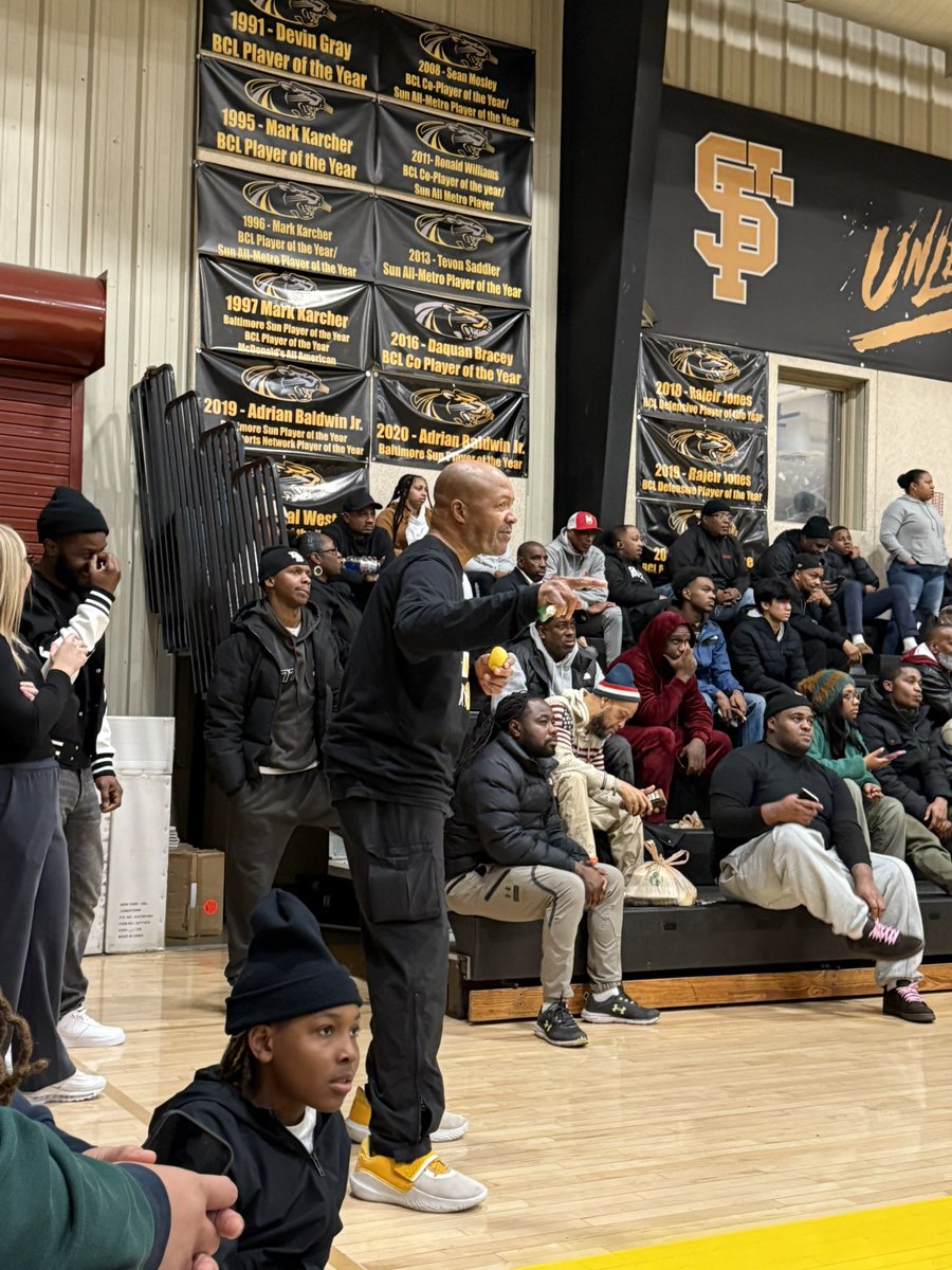 Capitol Hoops tweet media