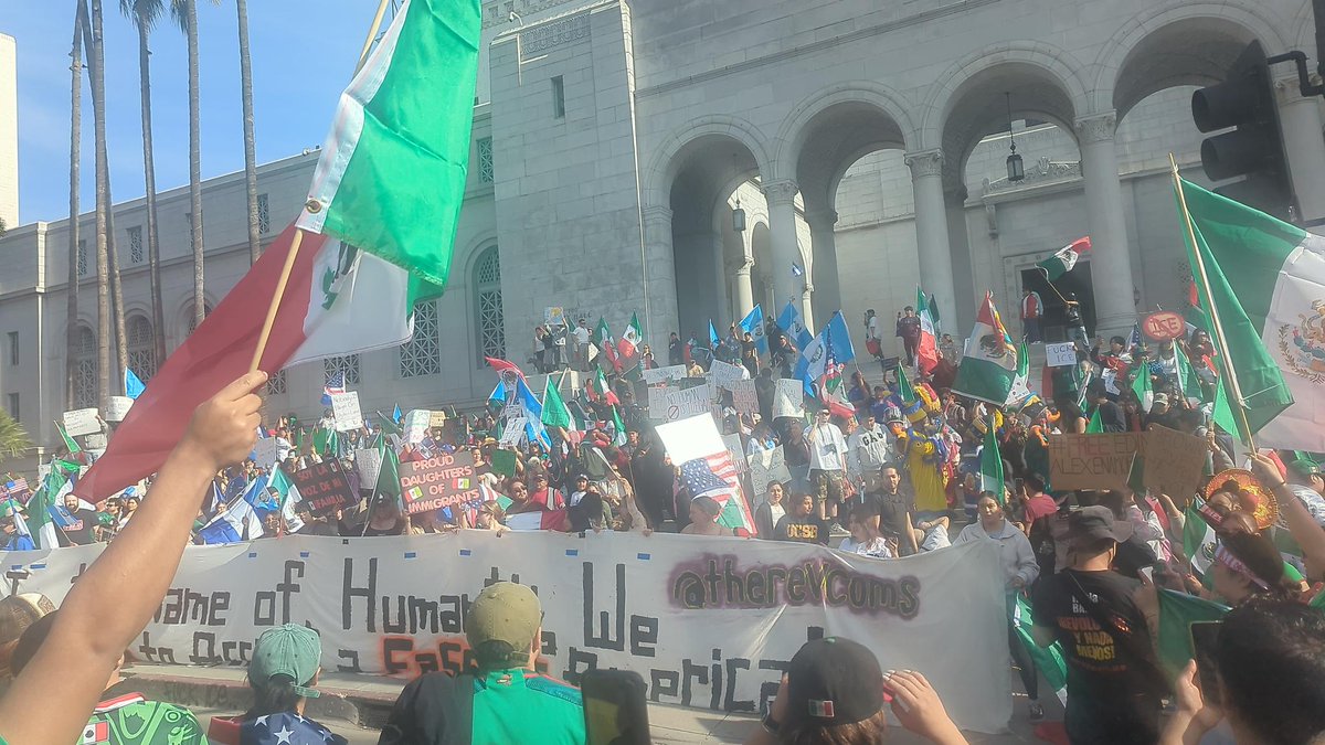 The Revcoms tweet media