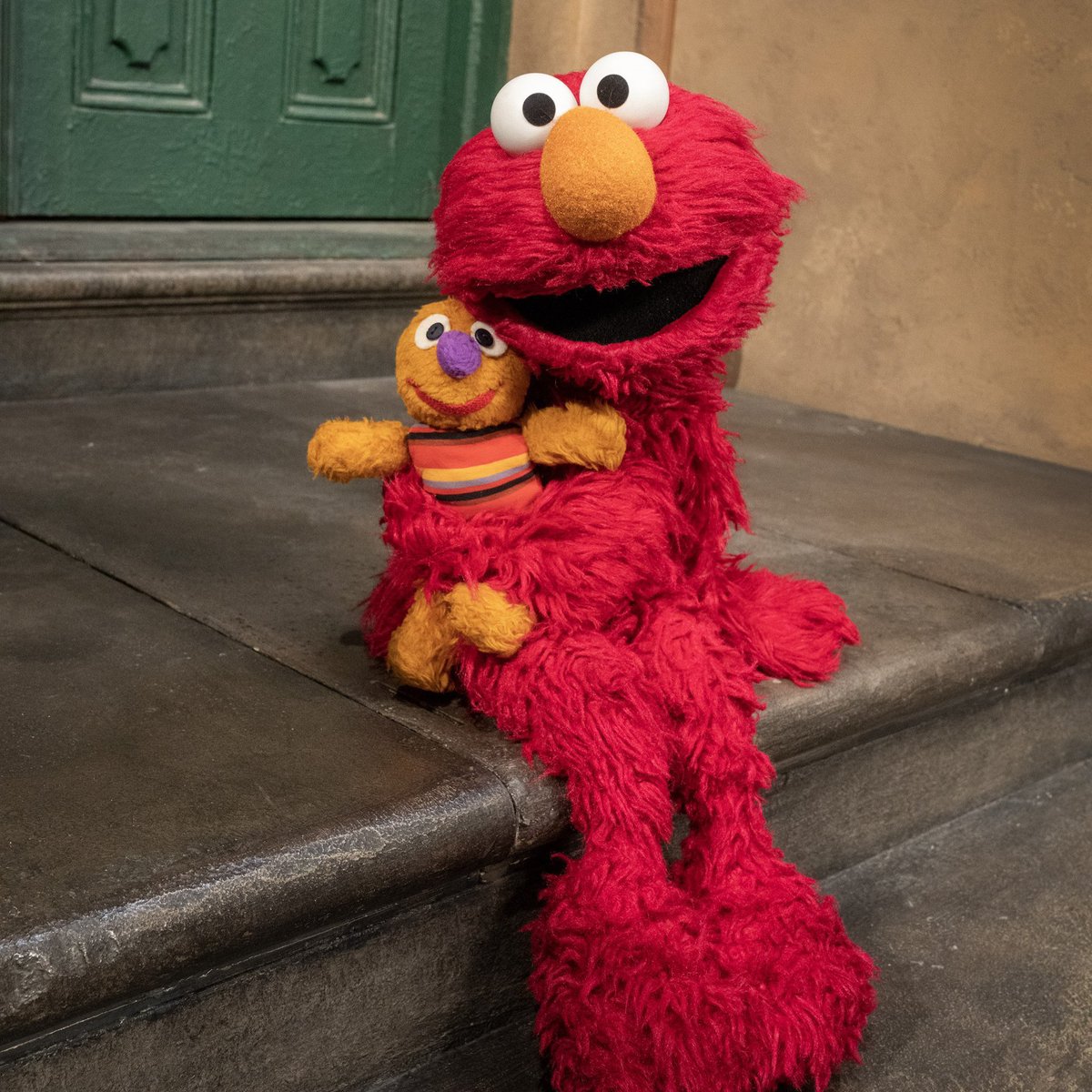 porktendencia's tweet photo. “Elmo”:
Porque hoy es su cumpleaños. https://t.co/TEtjb3ztgr