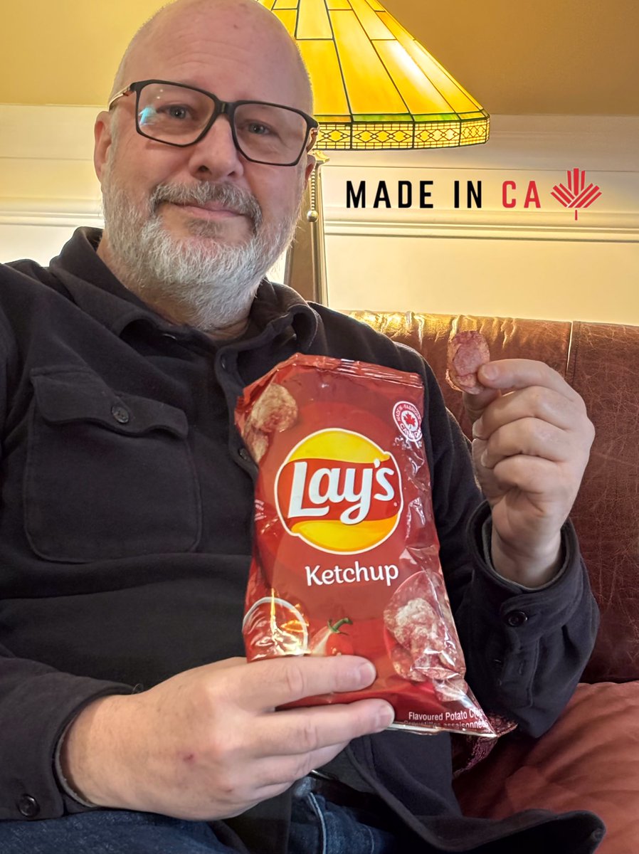 Hey Canada, you know what to do eh!🍁

<a href="/LaysCanada/">Lay's Canada</a> #Canadiana #TeamCanada #BuyCanadian