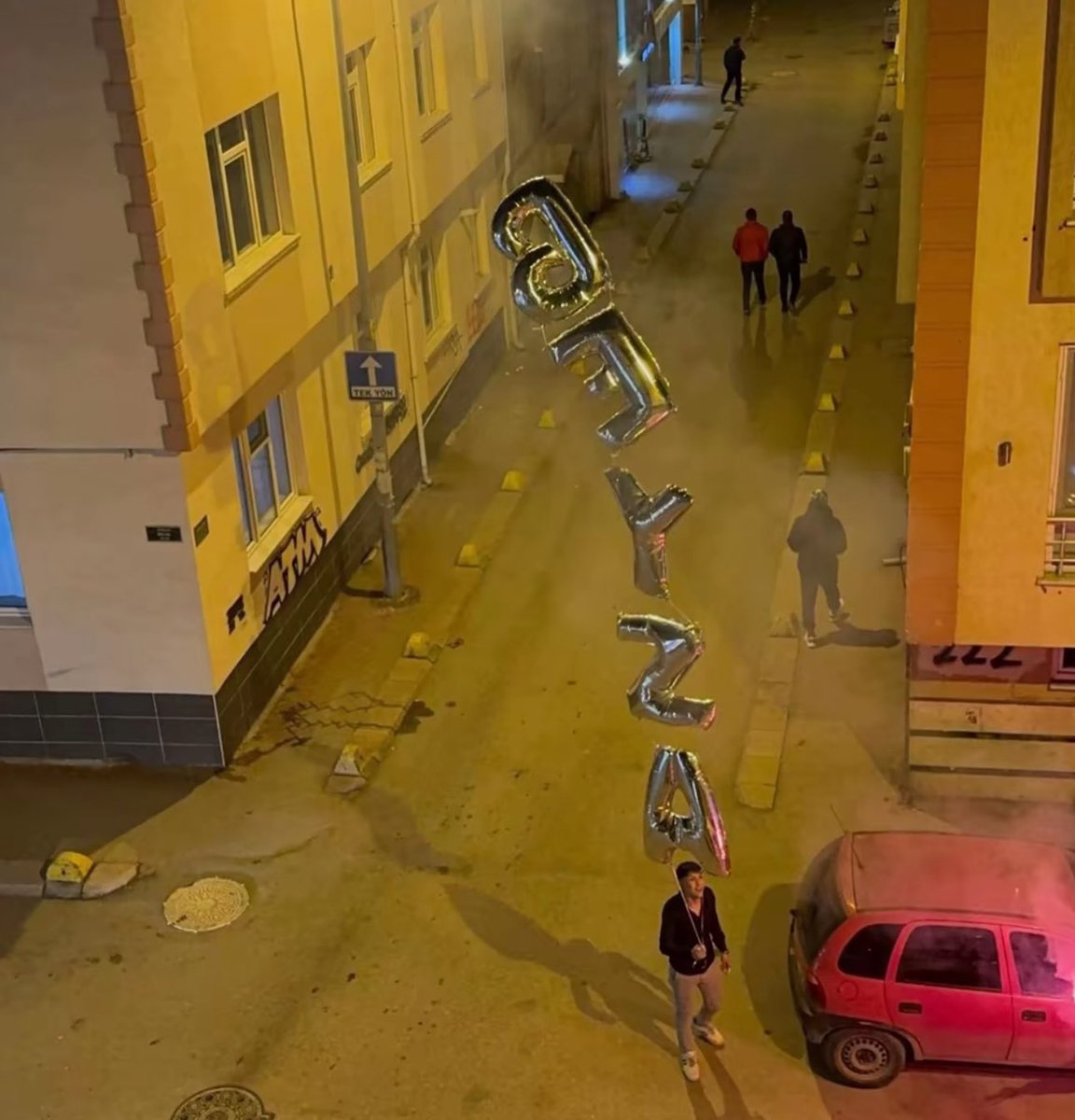 Aloooo elemanın şu yaptığına bakarmısınız..