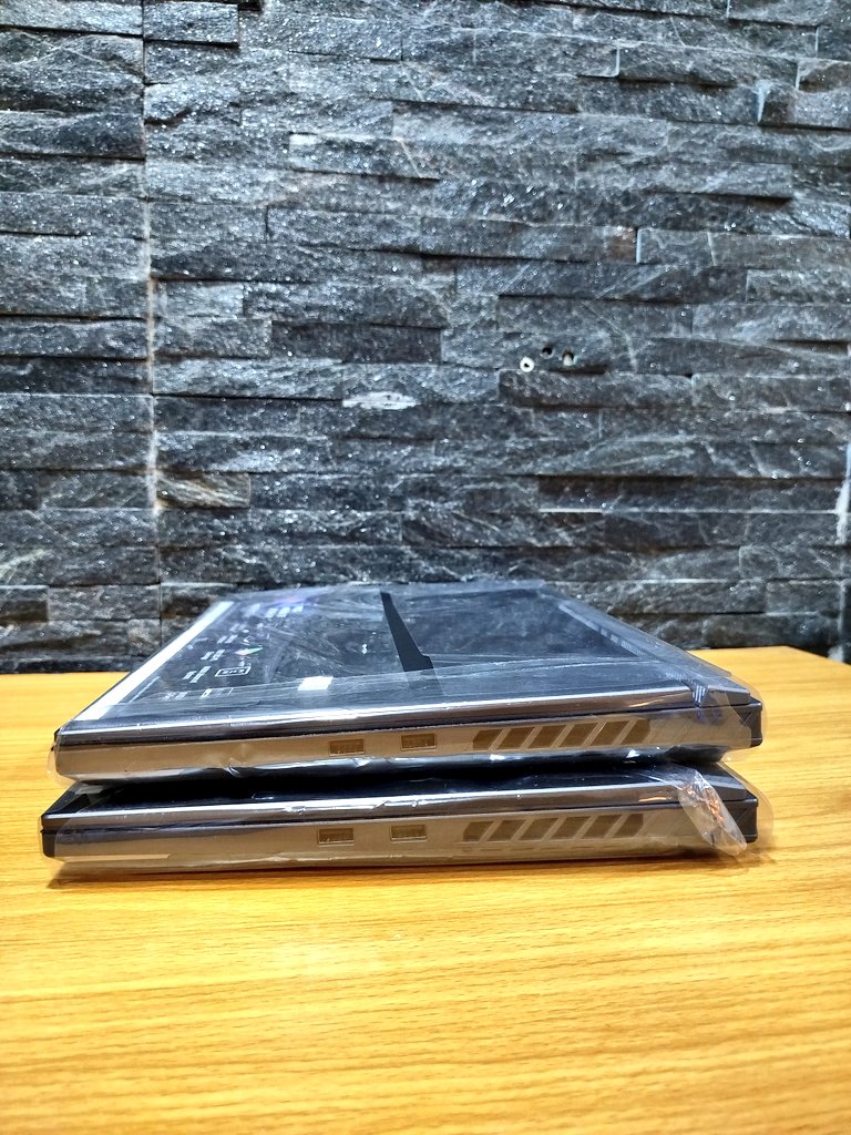 Kingsgadgets_'s tweet photo. Brand New Asus Rog Strix G16 Gaming Laptop 
16" QHD+ 240Hz Display
Intel Core i9-14900HX 14th Gen 
24 Cores 32 threads
16GB RAM DDR5 
1TB SSD 
NVIDIA RTX 4070 8GB DDR6 
PER KEY RGB Backlit keyboard 
Brand New no Box

₦ 3,000,000
LAGOS/ABUJA
Nationwide Delivery https://t.co/6TcQ72Z4qn