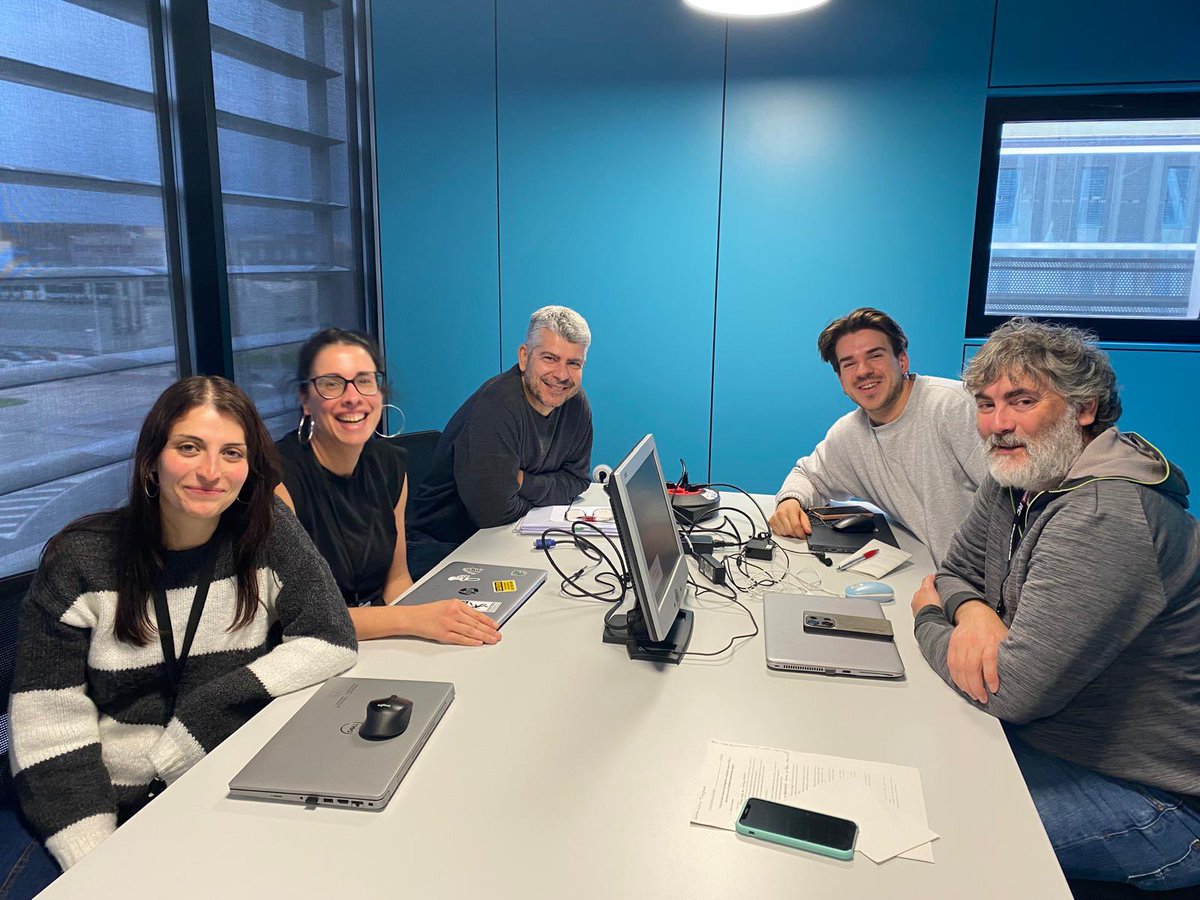 Raquel Esteban tweet media