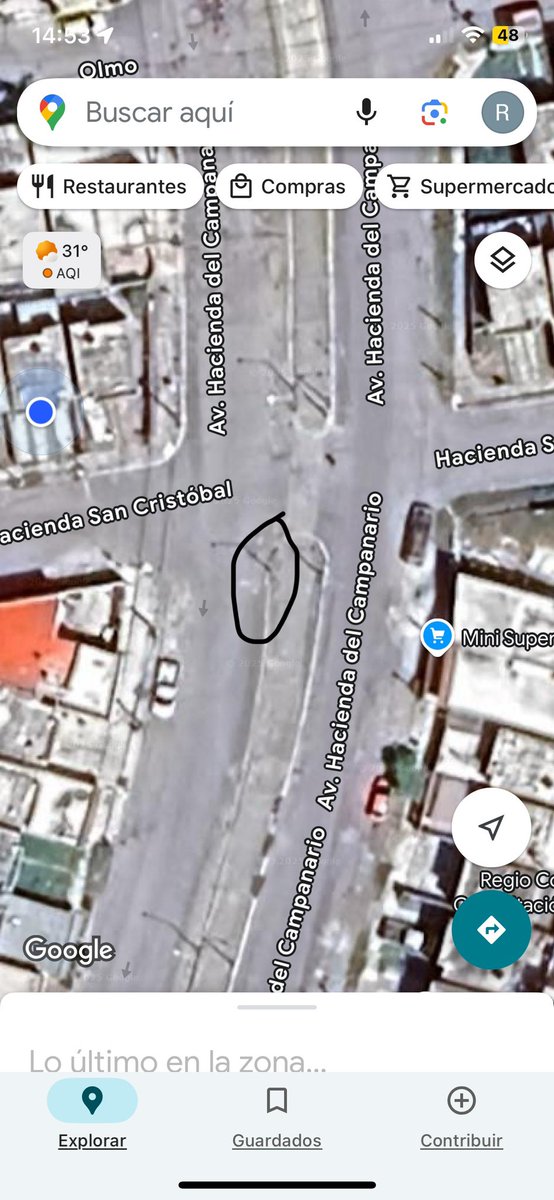 RenataBaldera10's tweet photo. Fuga de aguas negras por alcantarilla, en la avenida hacienda el campanario cruz con calle hacienda san Cristóbal, a un lado del camellón central en el sentido hacia el sur, colonia hacienda el campanario Apodaca @ayd_monterrey @StacLinea https://t.co/UuHetSMiBE
