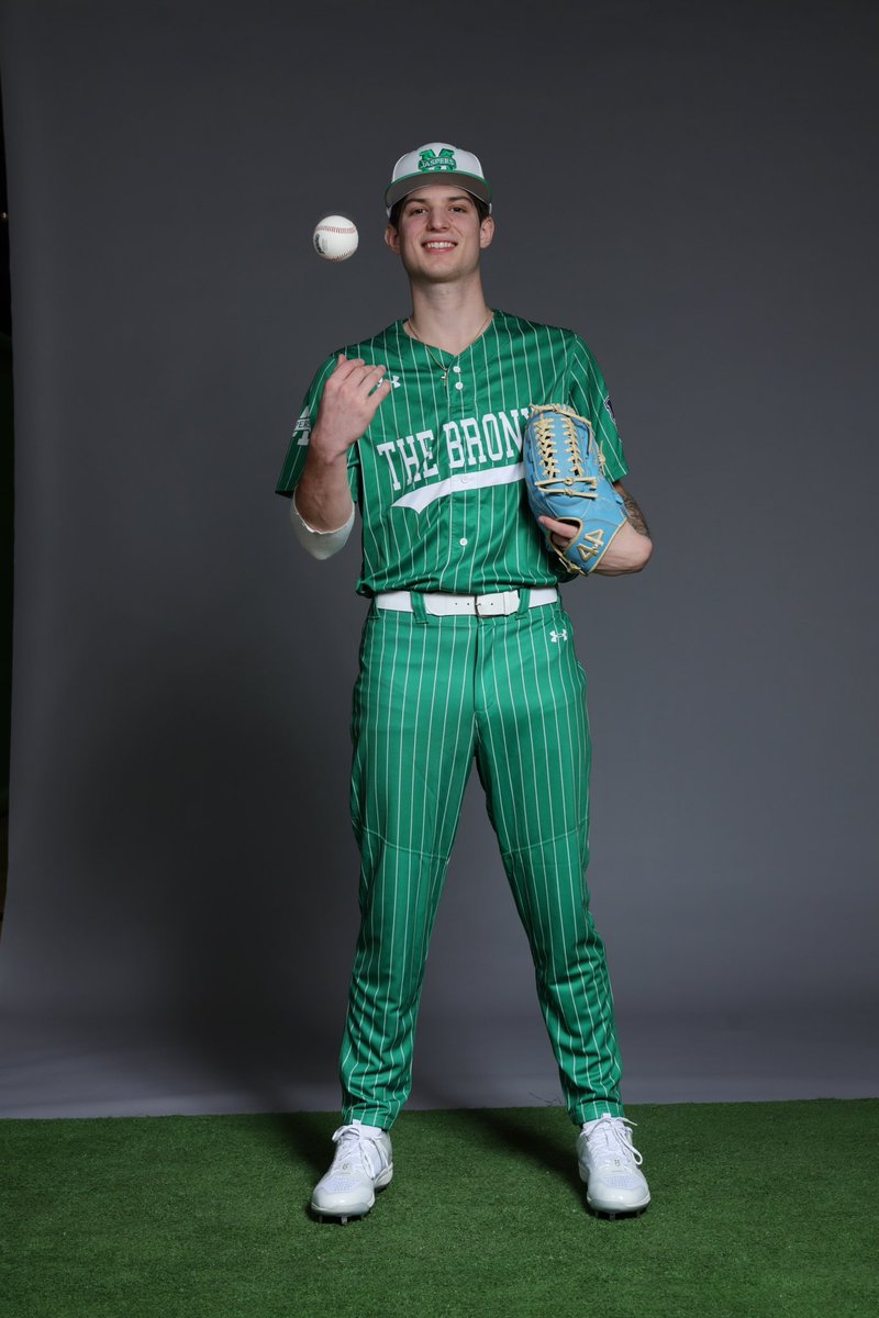 Manhattan Baseball tweet media