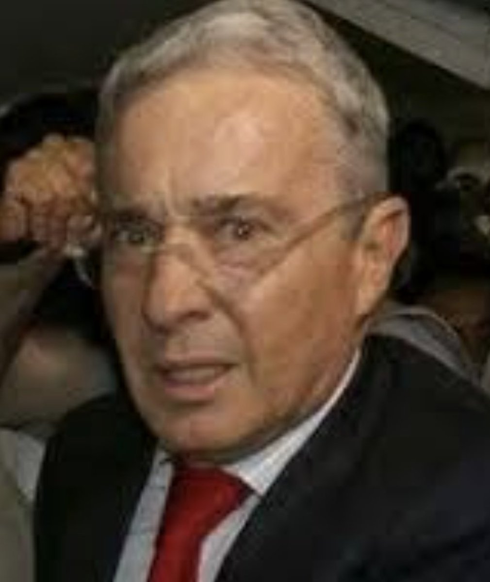 Harol Martinez Nieto (@harolnieto) on Twitter photo Este #FelizLunes me da mucha tristeza 🤣🤣 amargar la fiesta a los terroristas de la <a href="/lafm/">La FM</a> y al #matarife Álvaro Uribe Vélez <a href="/AlvaroUribeVel/">Álvaro Uribe Vélez</a> porq la <a href="/FiscaliaCol/">Fiscalía Colombia</a> Fiscalía pidio aplazar audiencia de preclusión a favor de Álvaro Uribe en caso del hacker Andrés Sepúlveda.
La Este #FelizLunes me da mucha tristeza 🤣🤣 amargar la fiesta a los terroristas de la <a href="/lafm/">La FM</a> y al #matarife Álvaro Uribe Vélez <a href="/AlvaroUribeVel/">Álvaro Uribe Vélez</a> porq la <a href="/FiscaliaCol/">Fiscalía Colombia</a> Fiscalía pidio aplazar audiencia de preclusión a favor de Álvaro Uribe en caso del hacker Andrés Sepúlveda.
La