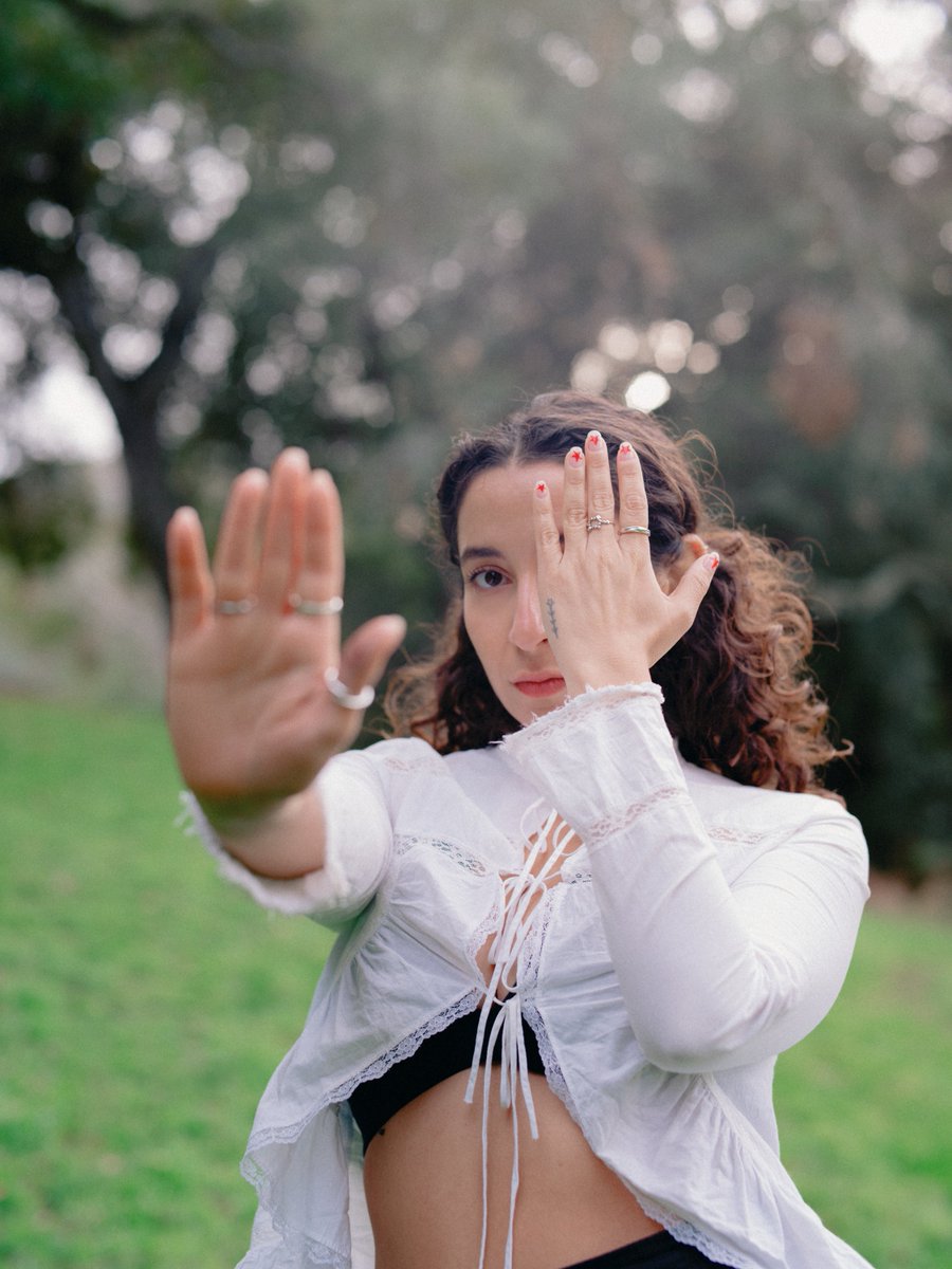 Unclear Magazine tweet media